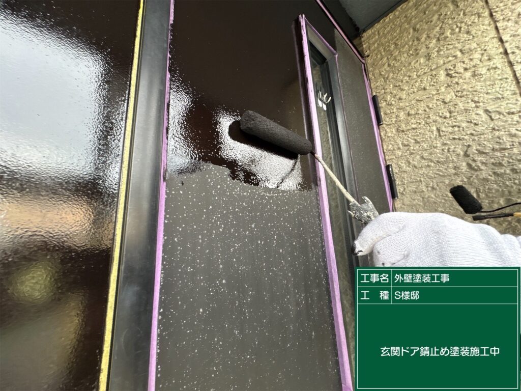 玄関ドア下地塗装